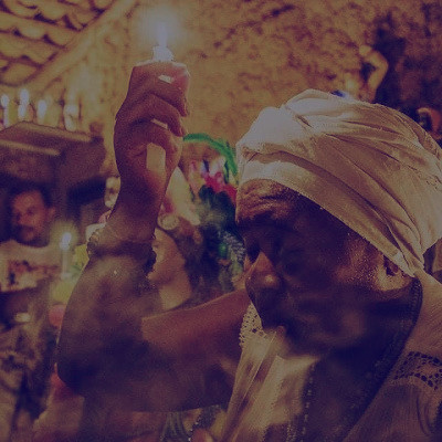 Muñeco vudú y ritual esotérico para amarres sexuales